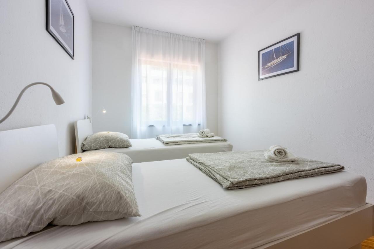 Apartment Arya Crikvenica Exterior photo