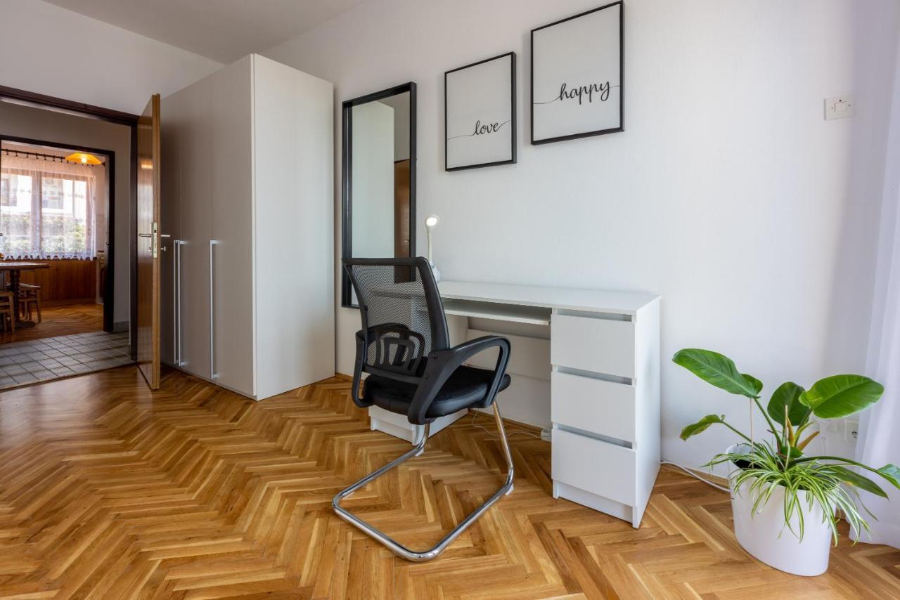 Apartment Arya Crikvenica Exterior photo